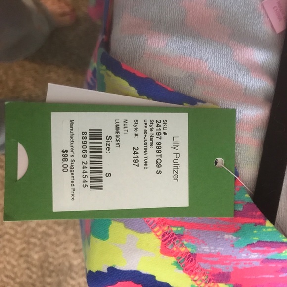 Lilly Pulitzer NWT Justina tunic - Picture 3 of 3